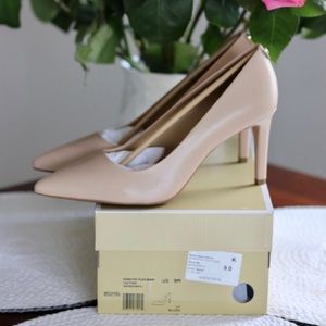Michael Kors Dorothy Flex Pumps Size 9 NEW
